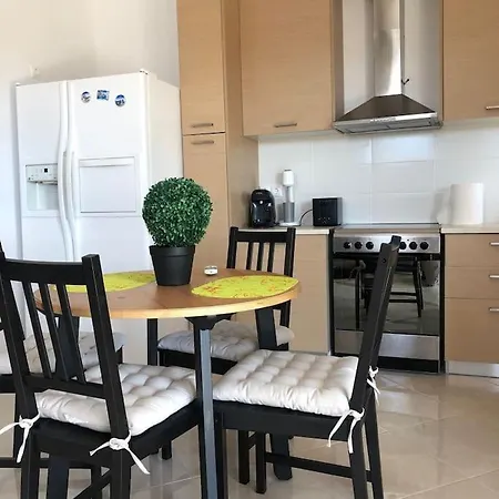 Villa Anemomilos Stone House Finikounta
