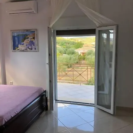 Villa Anemomilos Stone House Finikúnda