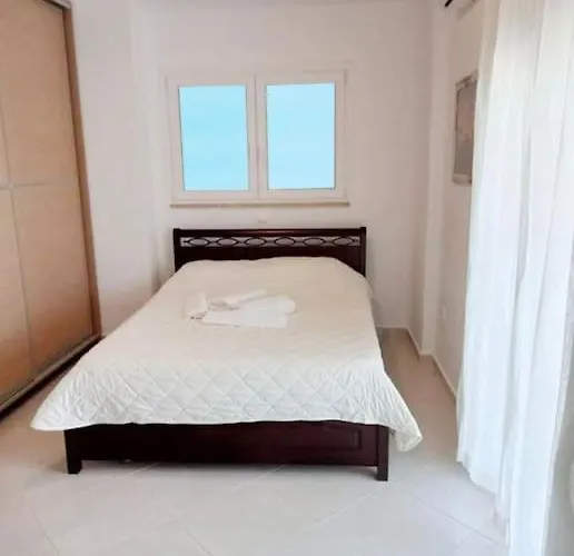 Anemomilos Stone House * Finikounta