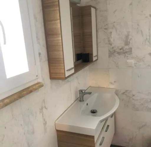 Anemomilos Stone House * Finikounta